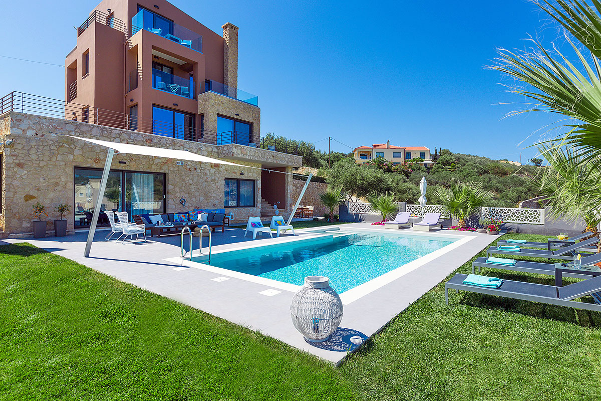 Villa Niolos 1